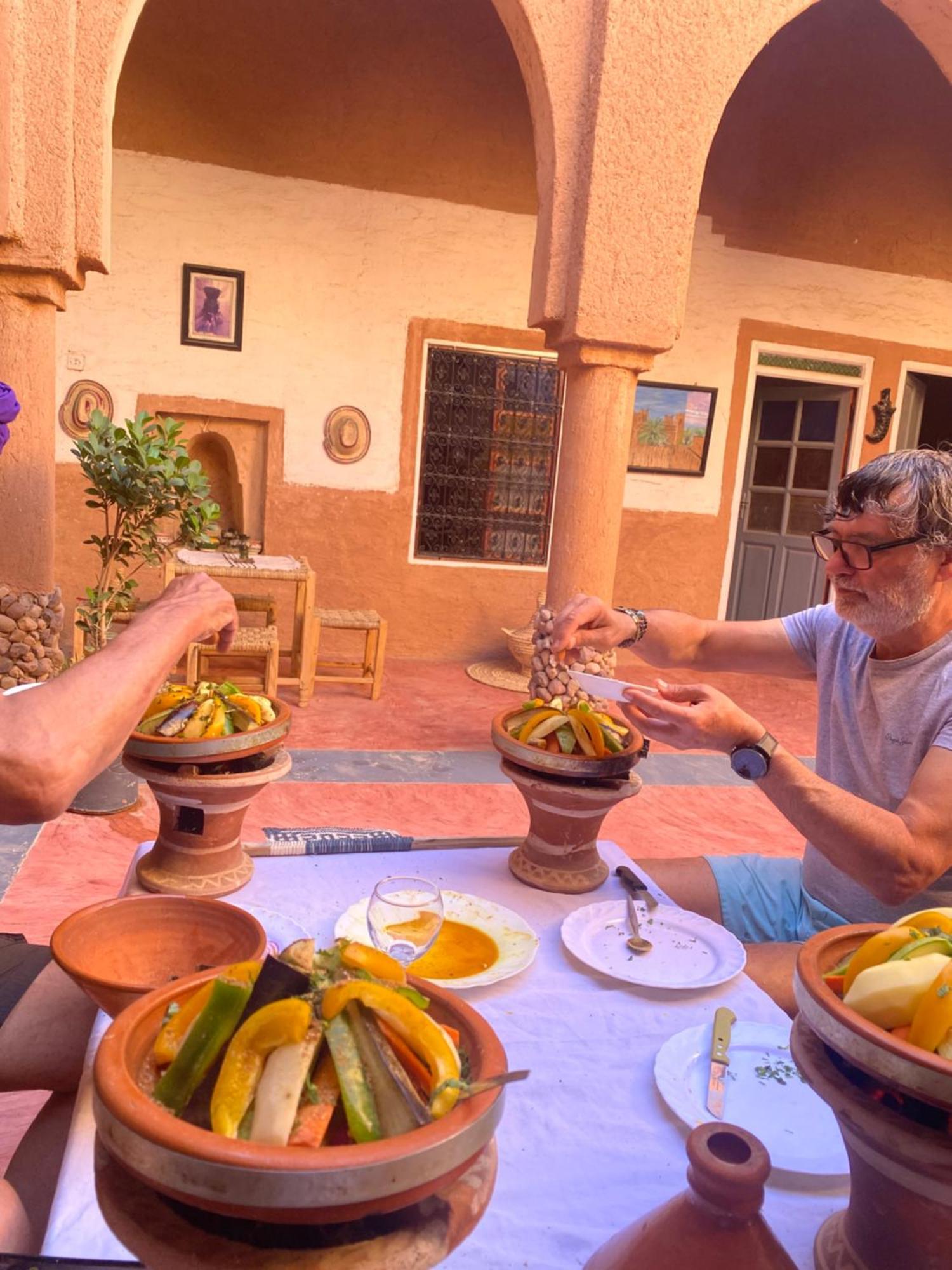 Riad Nkob Buitenkant foto